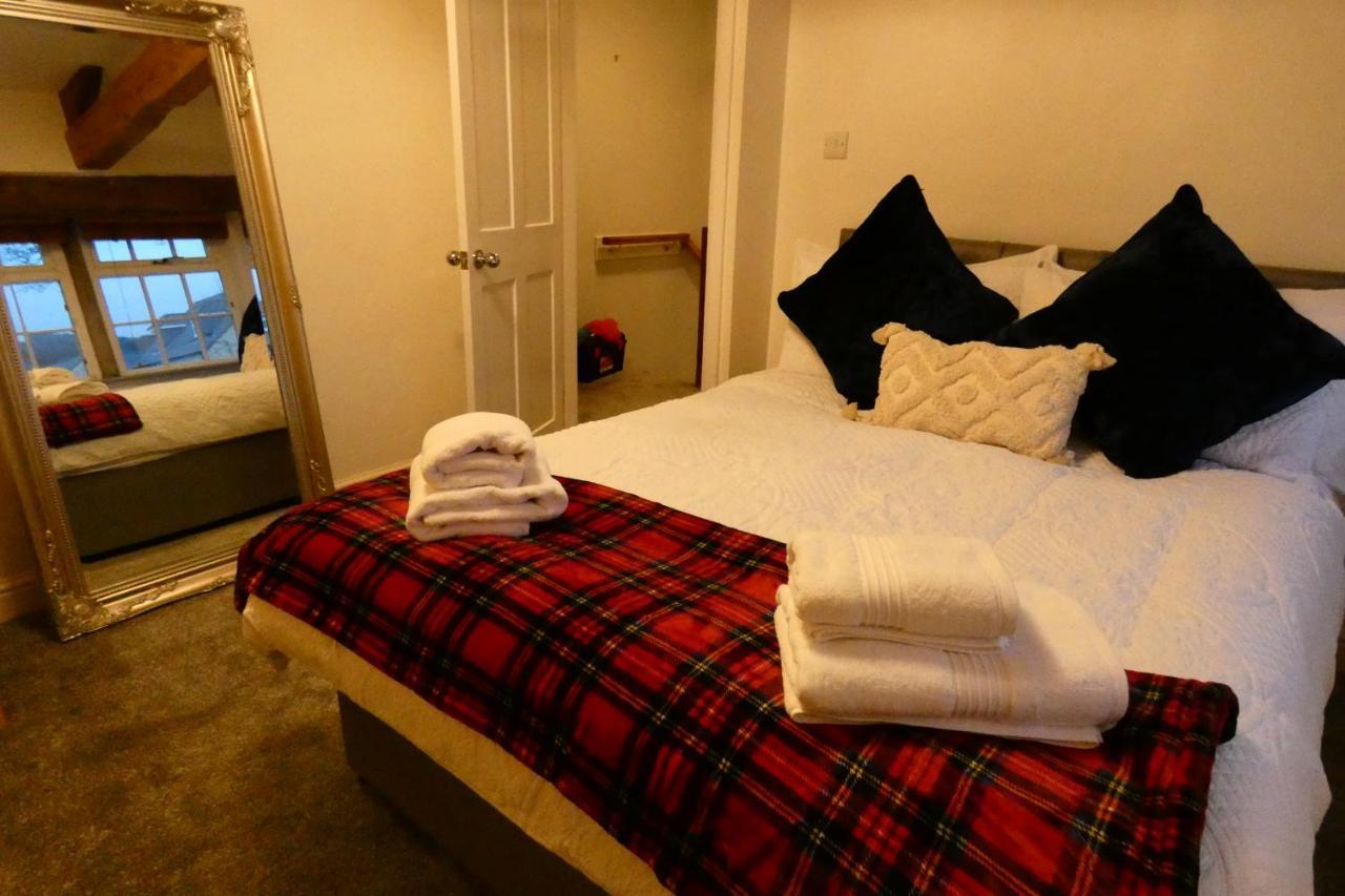 Redfearn Cottage Apperley Bridge Esterno foto