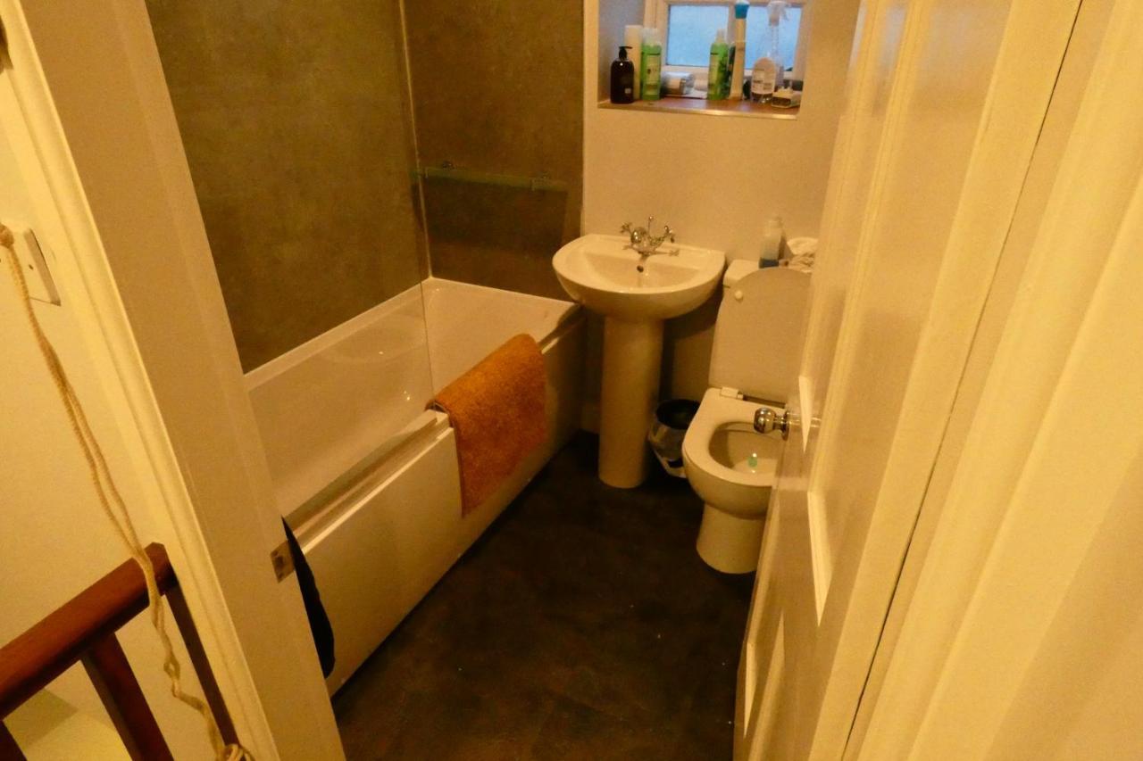 Redfearn Cottage Apperley Bridge Esterno foto