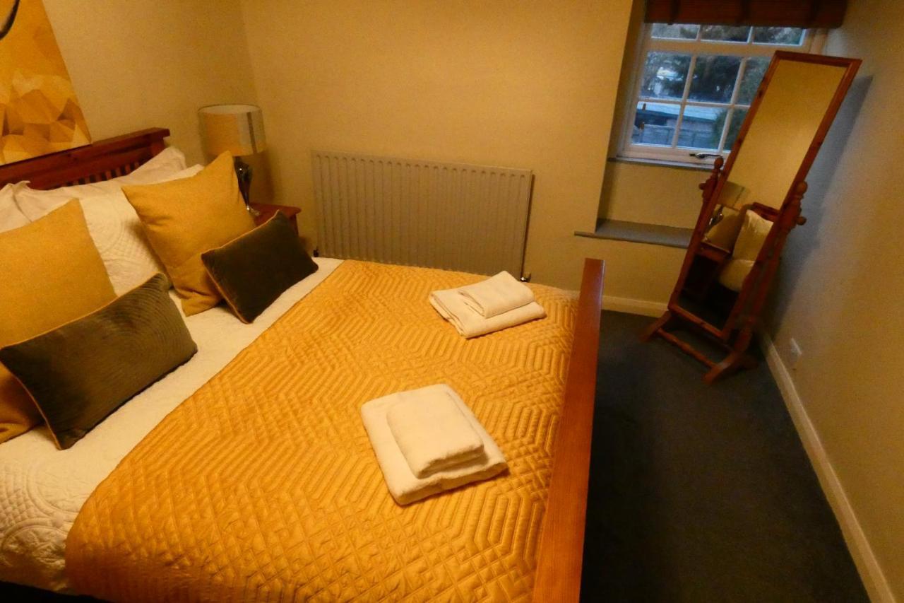 Redfearn Cottage Apperley Bridge Esterno foto